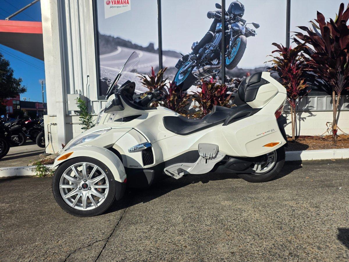2017 CAN-AM SPYDER RT STD SM6 CRUISER