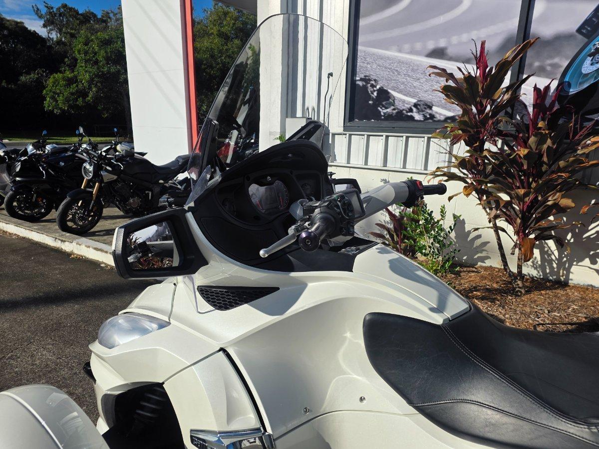 2017 CAN-AM SPYDER RT STD SM6 CRUISER