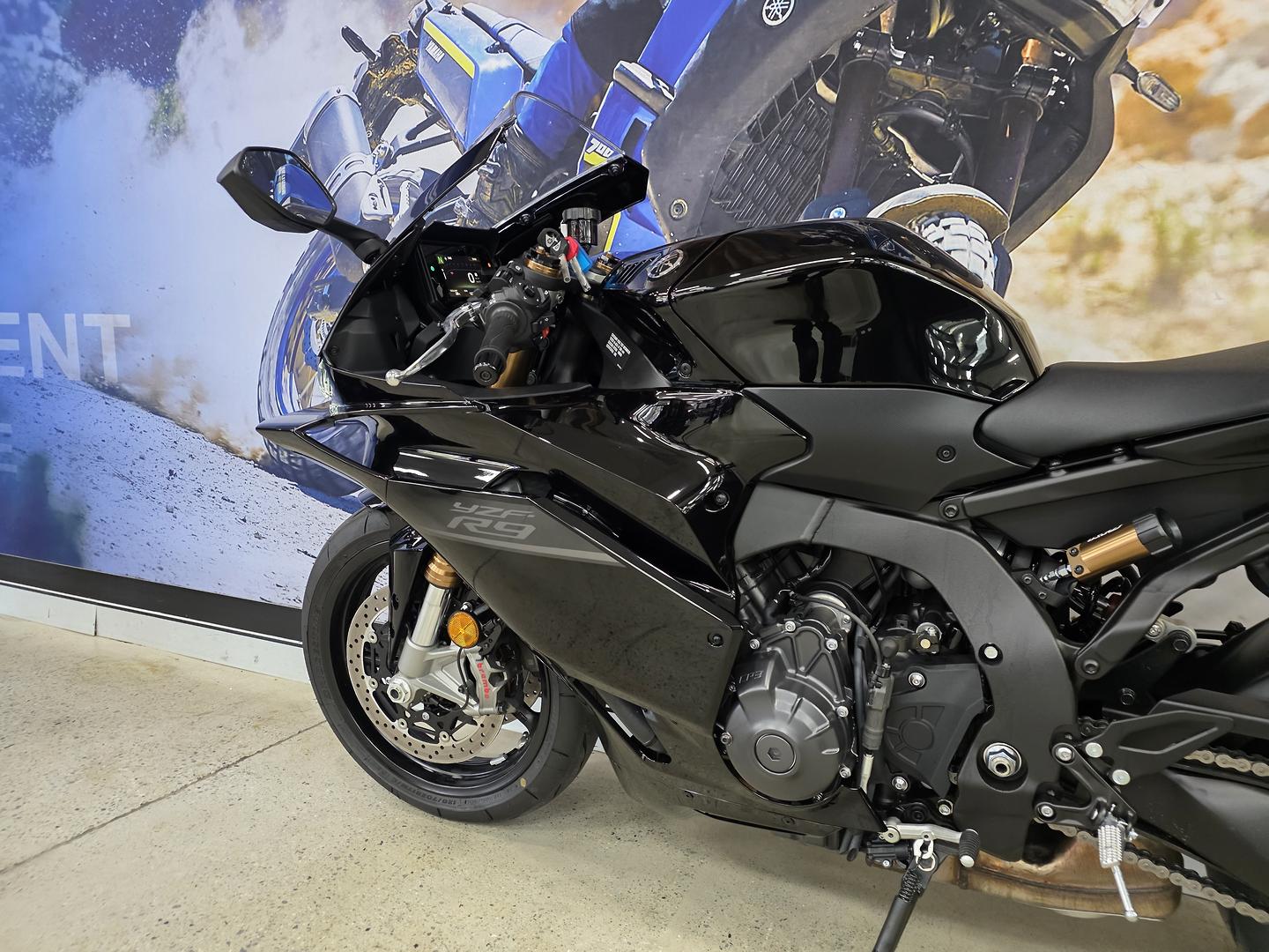2026 YAMAHA YZF-R9 SPORTS
