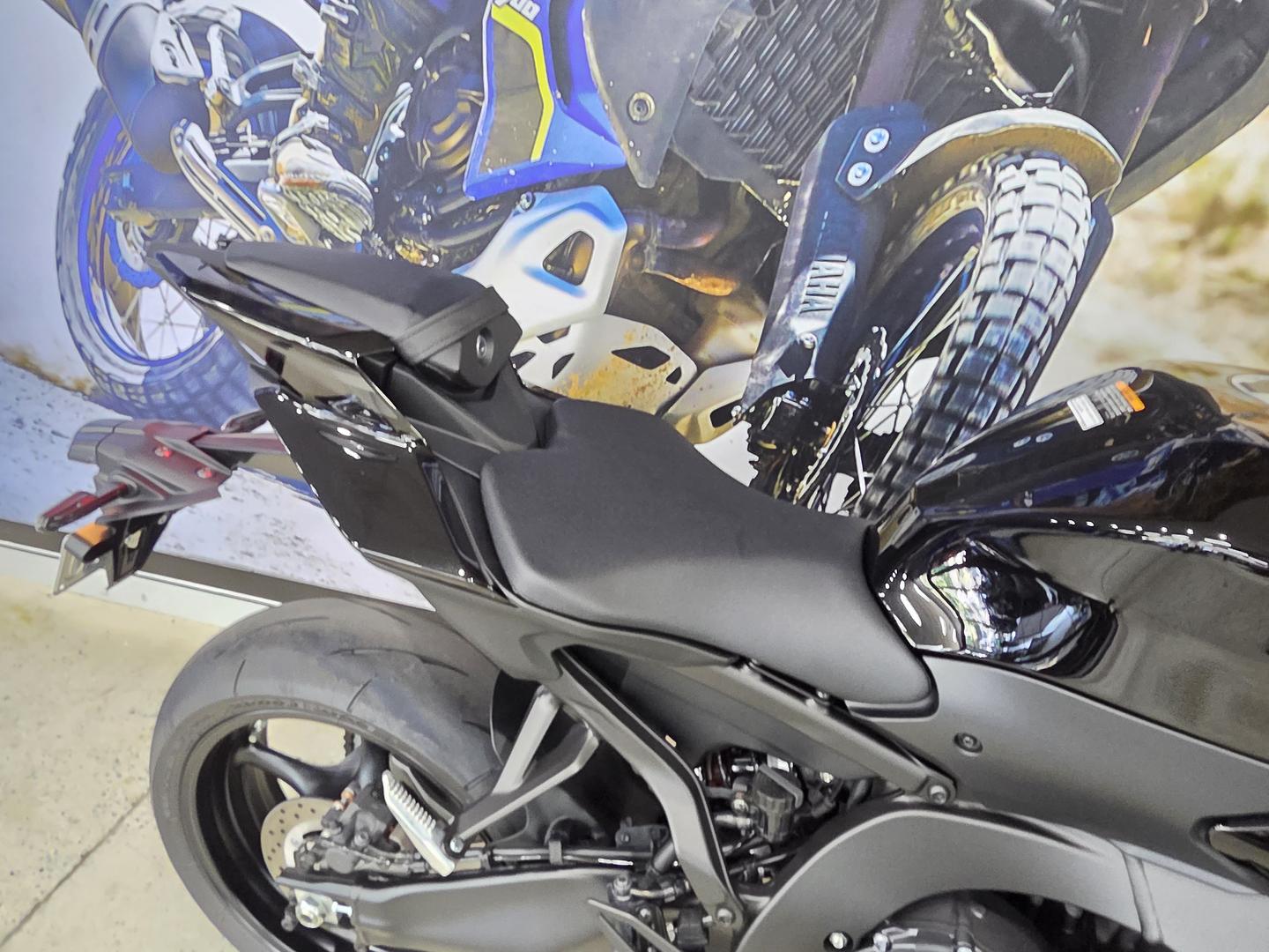 2026 YAMAHA YZF-R9 SPORTS