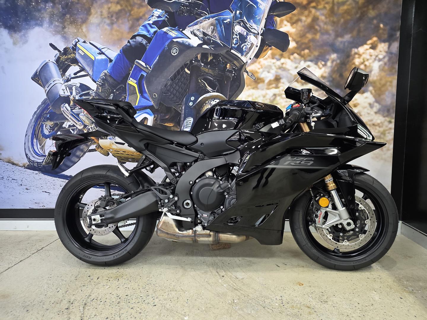 2026 YAMAHA YZF-R9 SPORTS