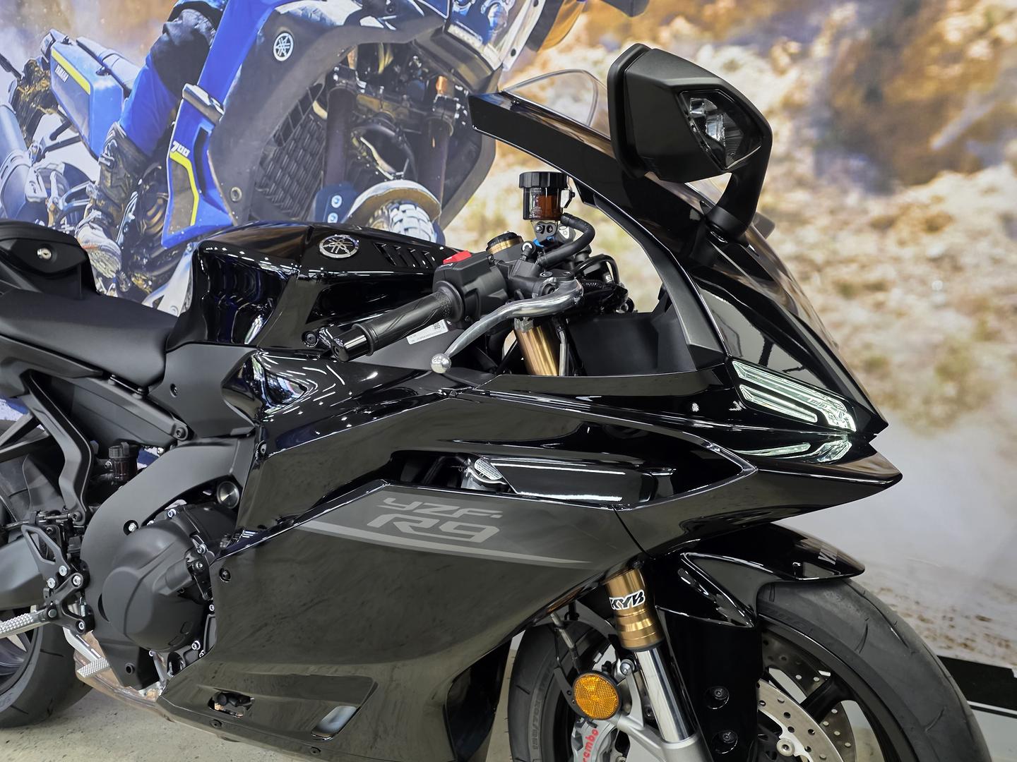 2026 YAMAHA YZF-R9 SPORTS