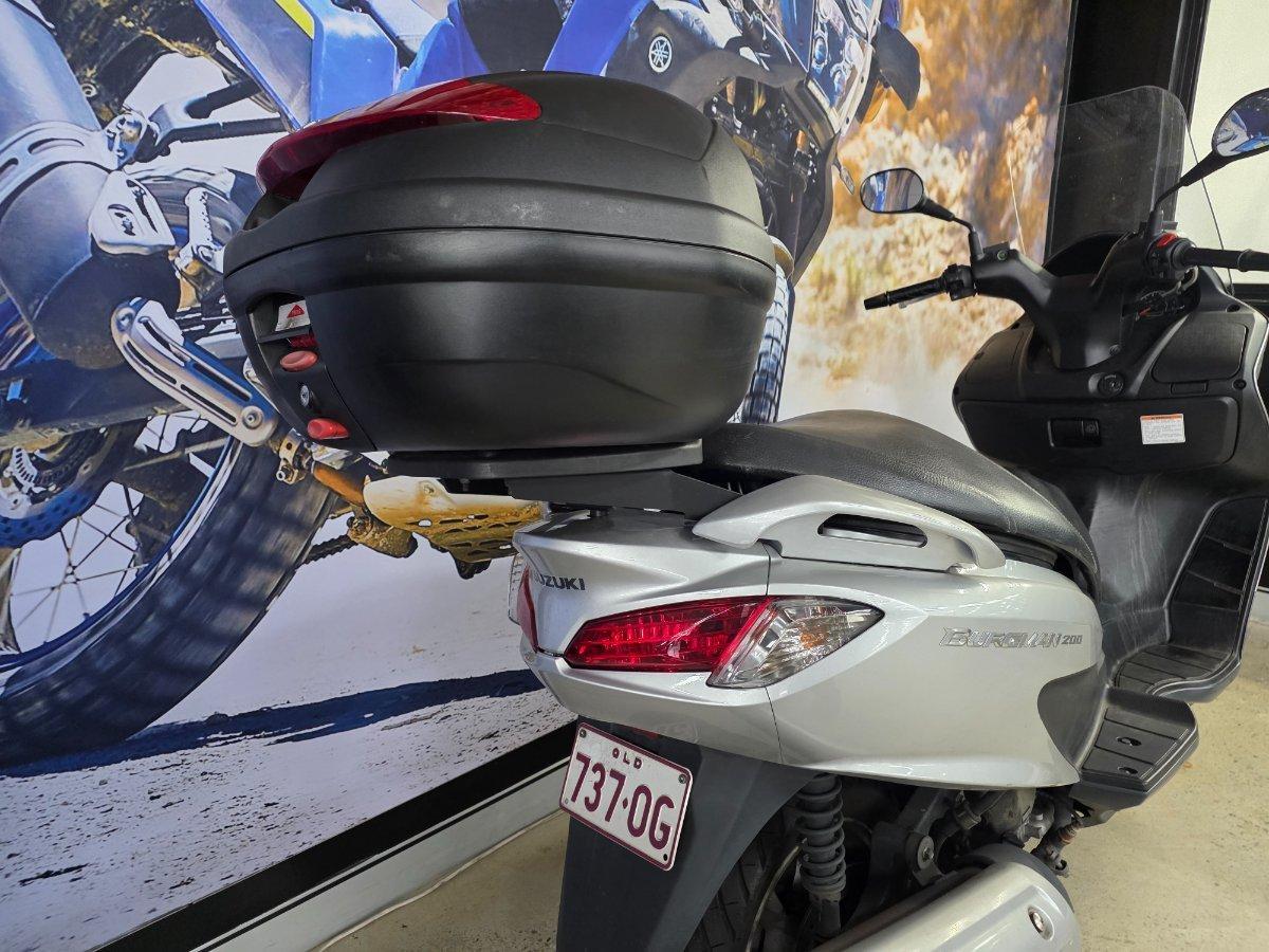 2014 SUZUKI BURGMAN 200 SCOOTER