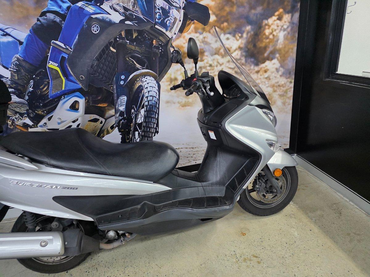 2014 SUZUKI BURGMAN 200 SCOOTER