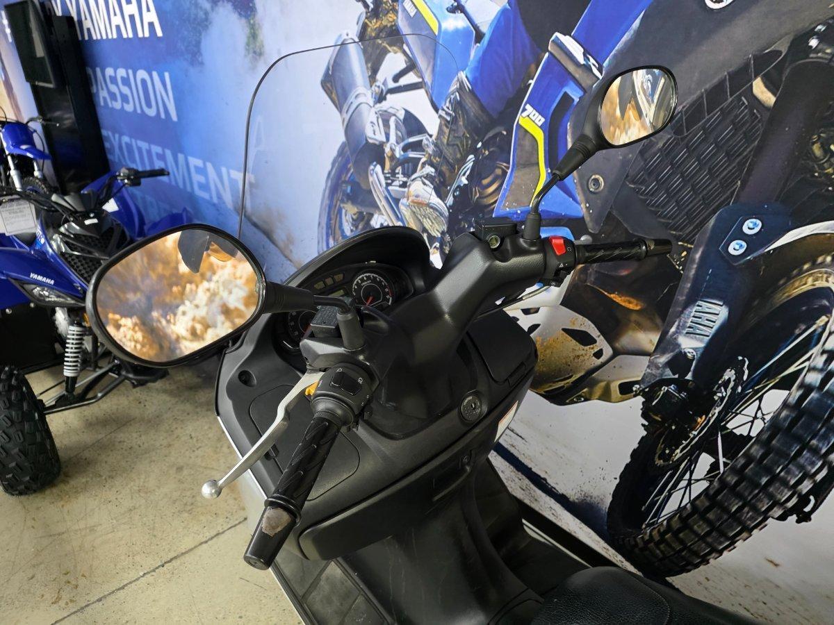 2014 SUZUKI BURGMAN 200 SCOOTER