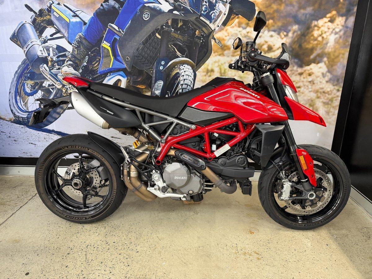 2019 DUCATI HYPERMOTARD 950 SP DUAL SPORTS
