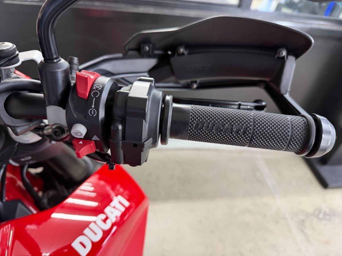 2019 DUCATI HYPERMOTARD 950 SP DUAL SPORTS