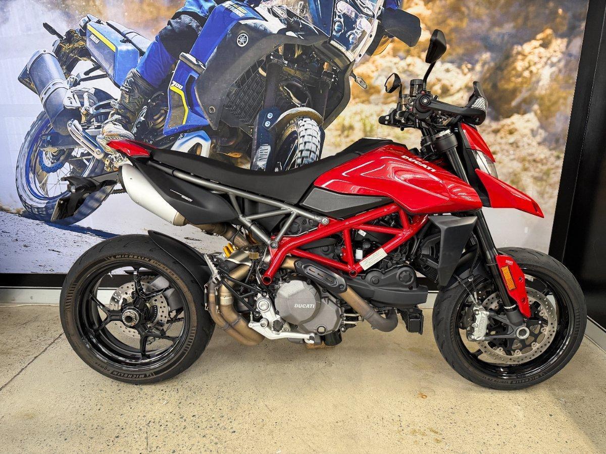 2019 DUCATI HYPERMOTARD 950 SP DUAL SPORTS