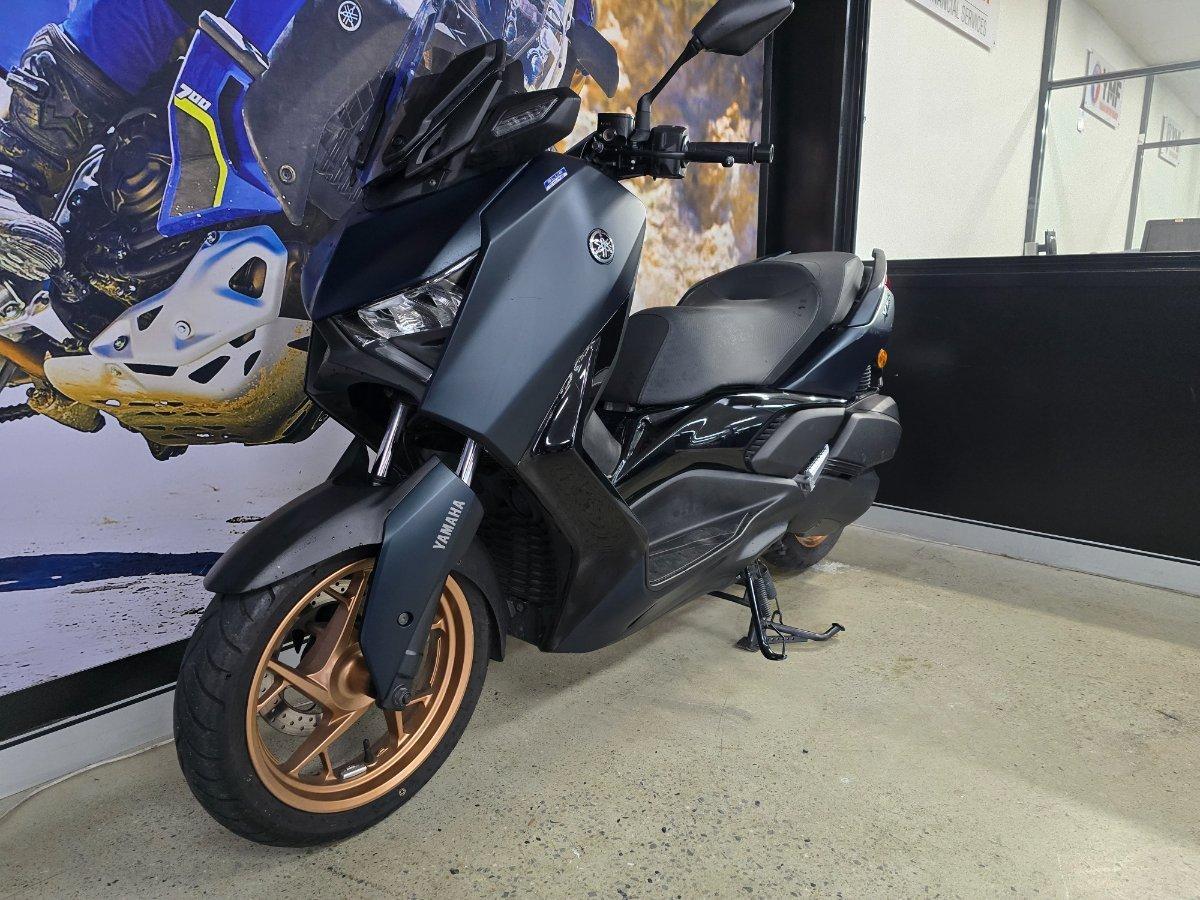 2023 YAMAHA XMAX 300 (CZD300A) SCOOTER