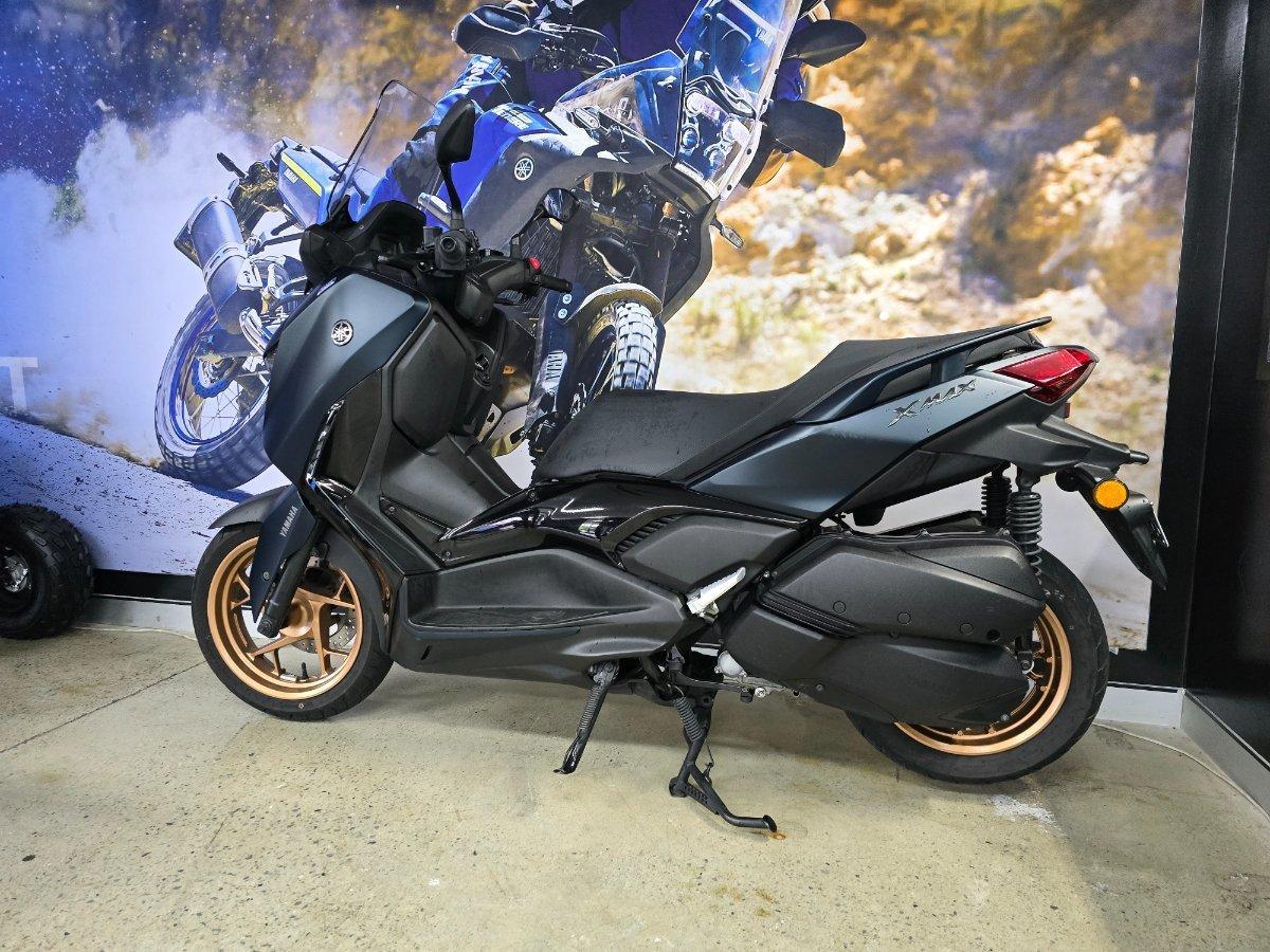 2023 YAMAHA XMAX 300 (CZD300A) SCOOTER