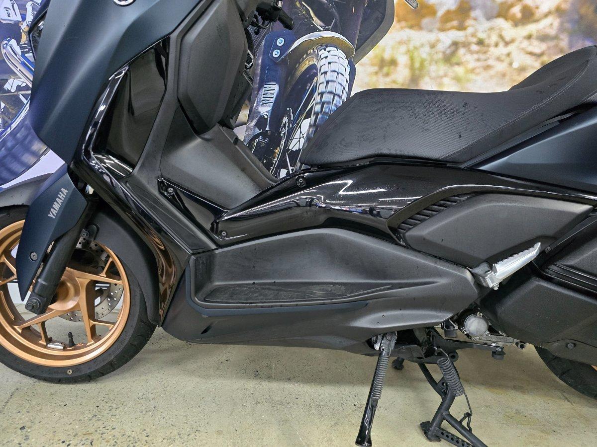 2023 YAMAHA XMAX 300 (CZD300A) SCOOTER