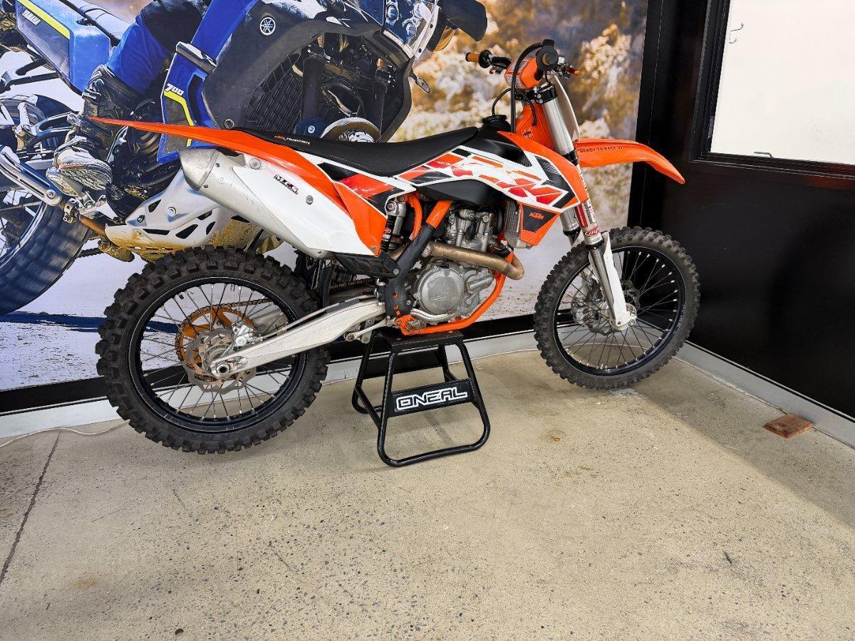 2015 KTM 450 SX-F MOTOCROSS