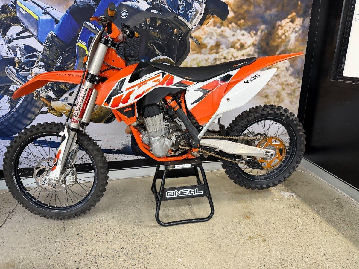 2015 KTM 450 SX-F MOTOCROSS