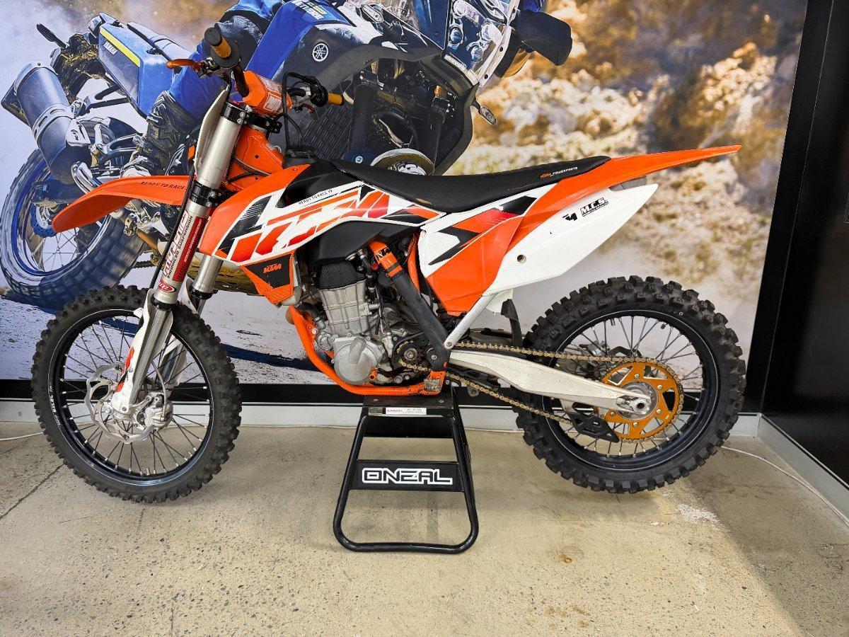 2015 KTM 450 SX-F MOTOCROSS
