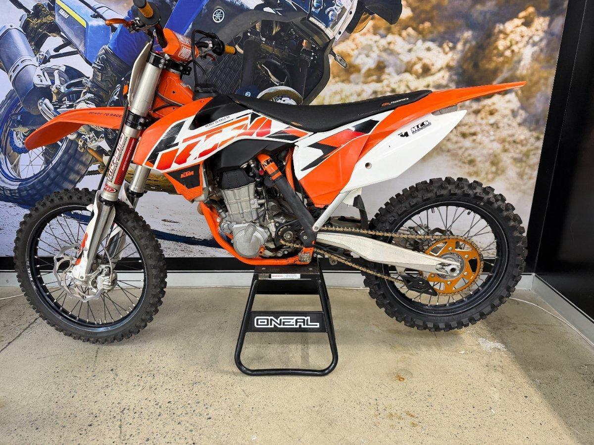 2015 KTM 450 SX-F MOTOCROSS