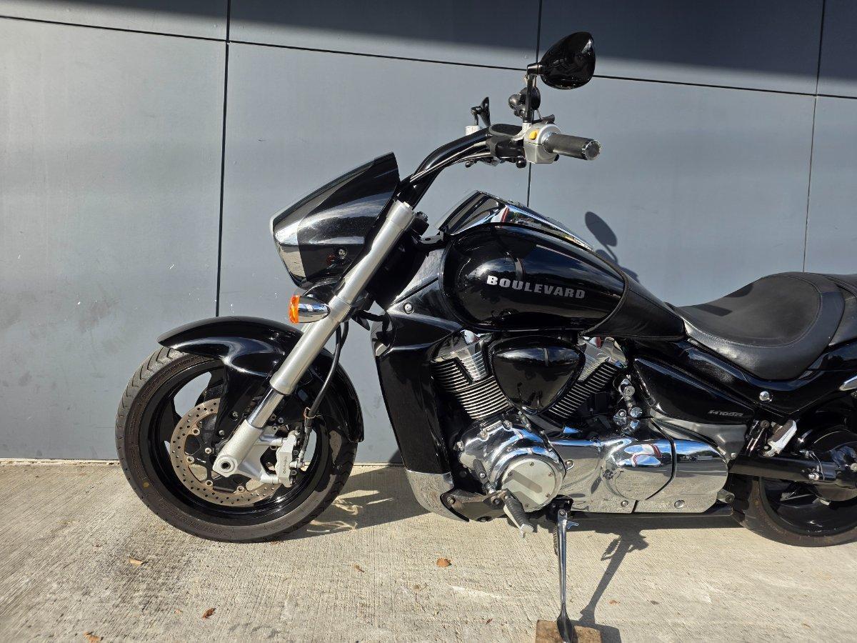 2017 SUZUKI VZR 1800 BOULEVARD (M109R) CRUISER