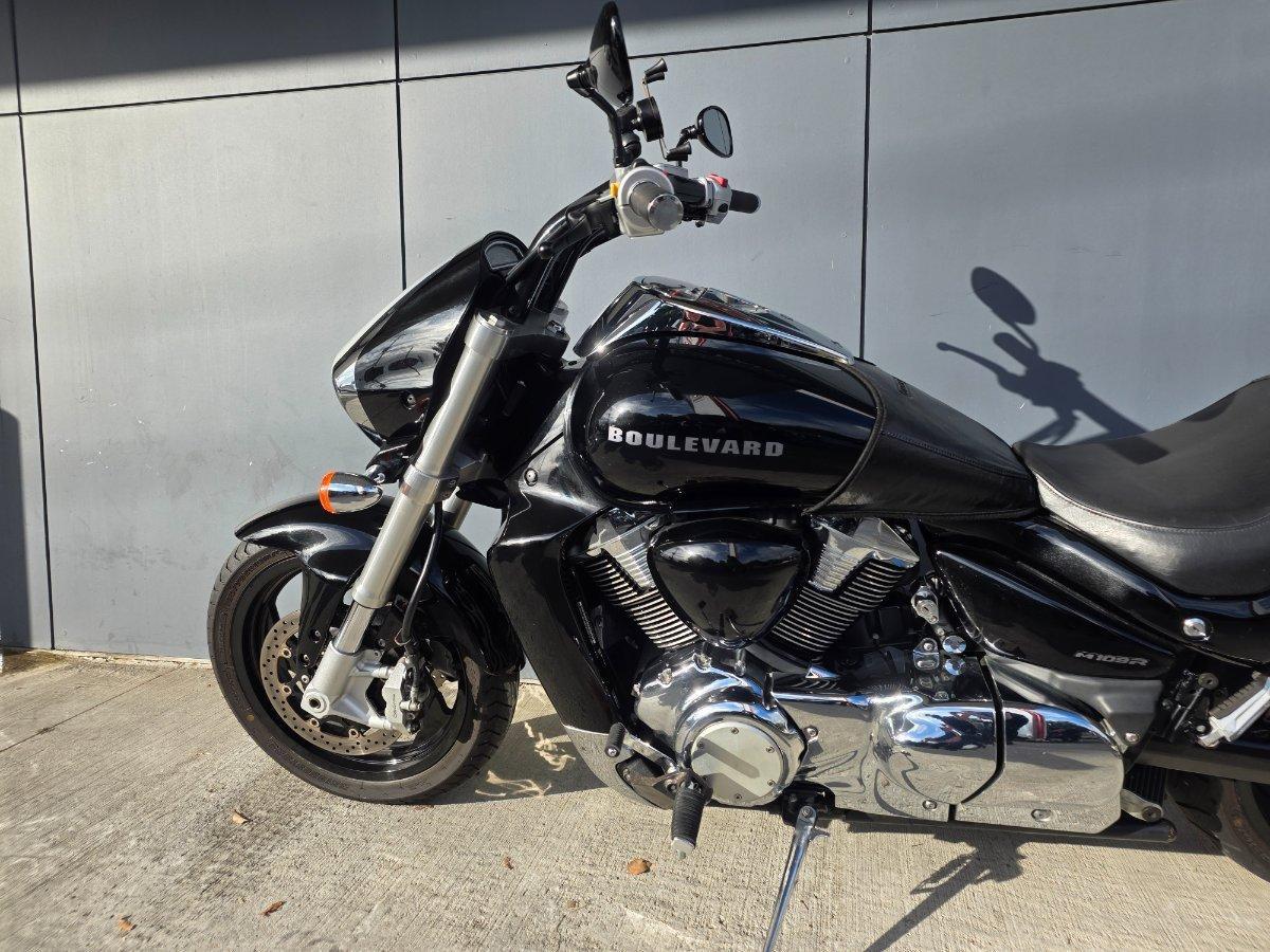 2017 SUZUKI VZR 1800 BOULEVARD (M109R) CRUISER
