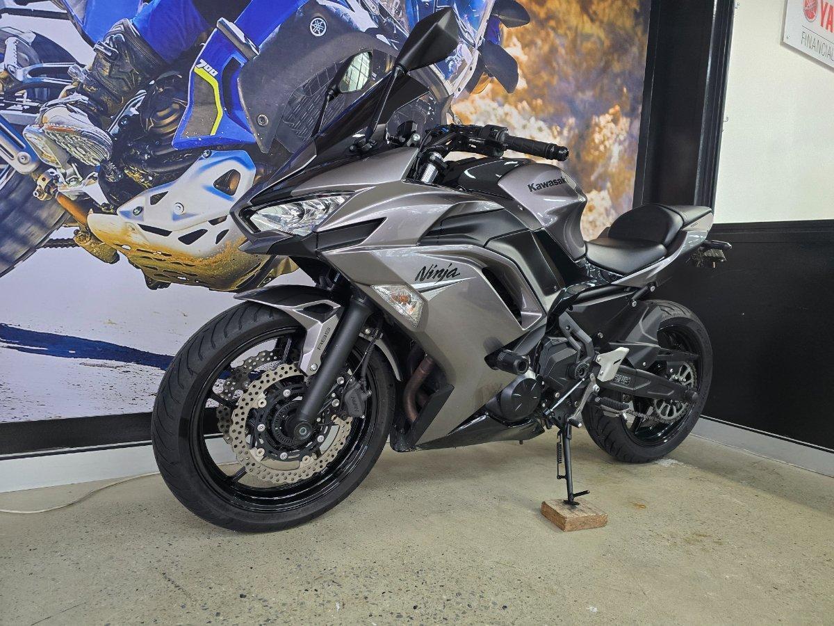 2021 KAWASAKI NINJA 650L SPORTS