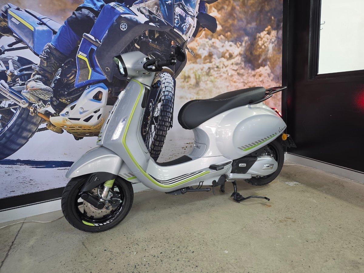 2024 VESPA SPRINT TECH 150 SCOOTER