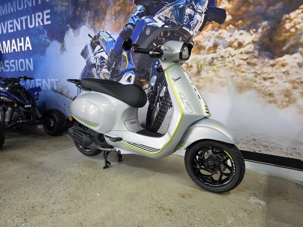 2024 VESPA SPRINT TECH 150 SCOOTER