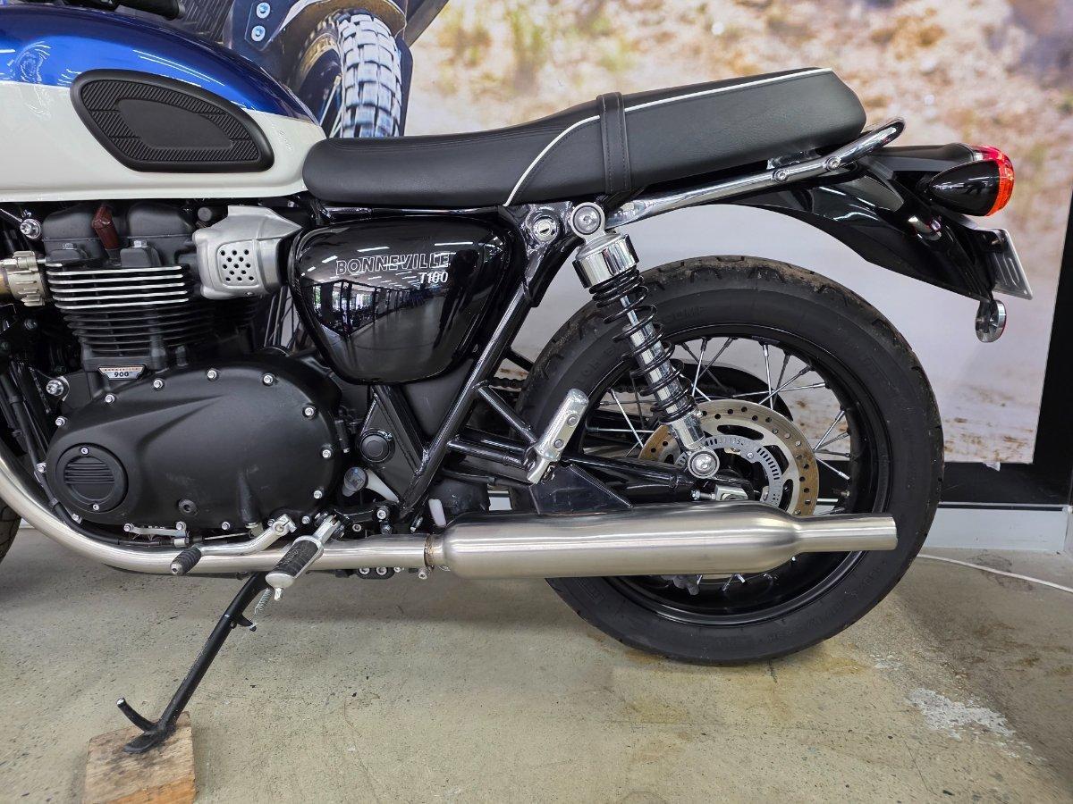 2022 TRIUMPH BONNEVILLE T100 ROAD