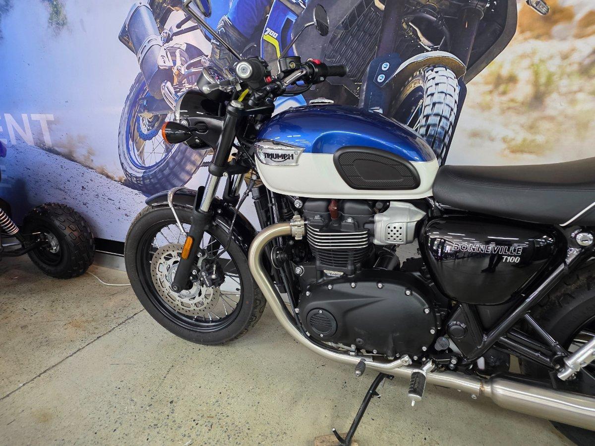 2022 TRIUMPH BONNEVILLE T100 ROAD