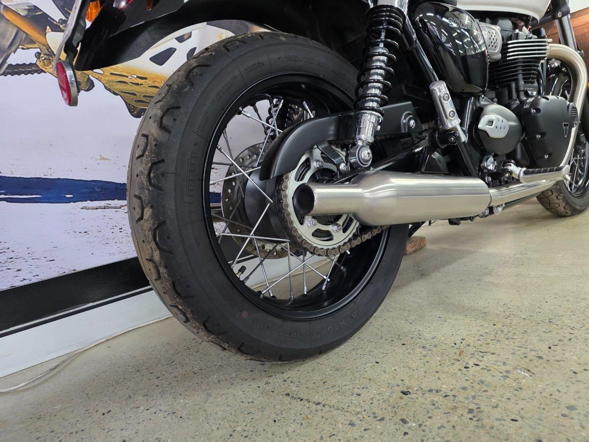 2022 TRIUMPH BONNEVILLE T100 ROAD