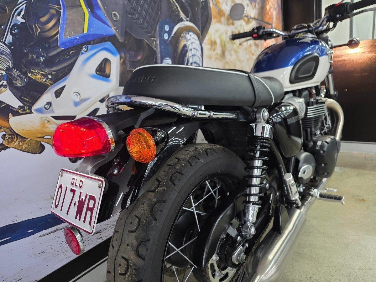 2022 TRIUMPH BONNEVILLE T100 ROAD