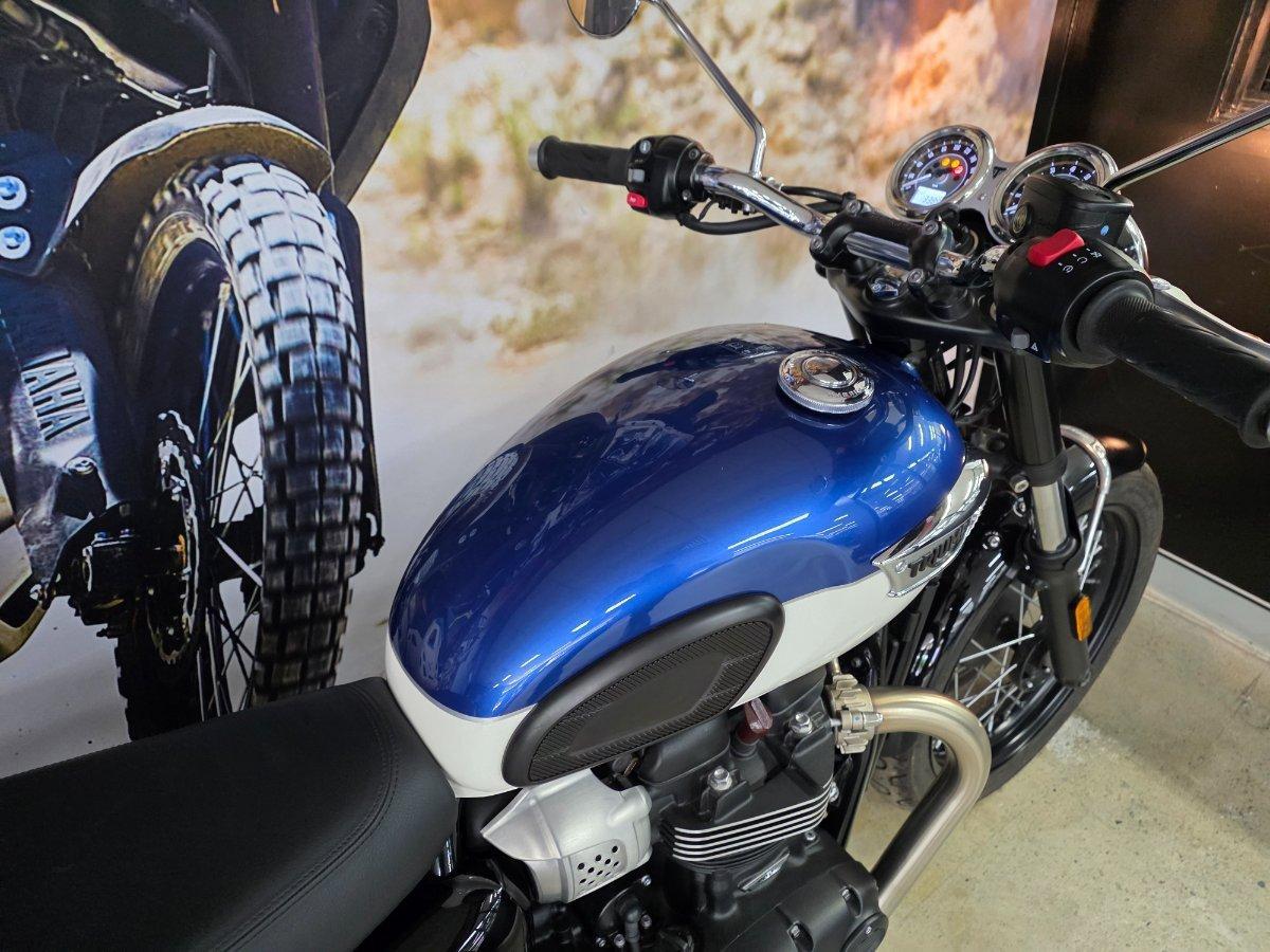 2022 TRIUMPH BONNEVILLE T100 ROAD