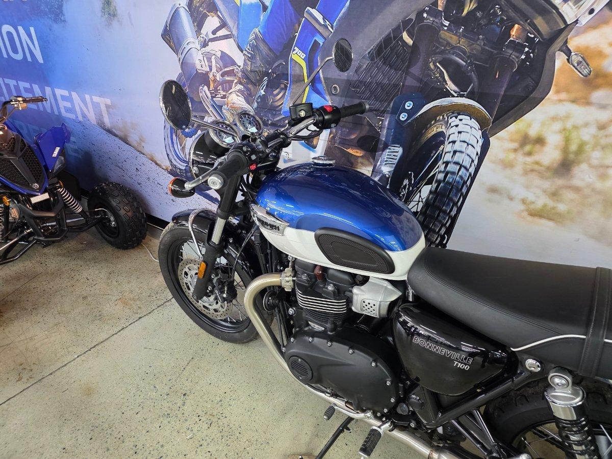 2022 TRIUMPH BONNEVILLE T100 ROAD