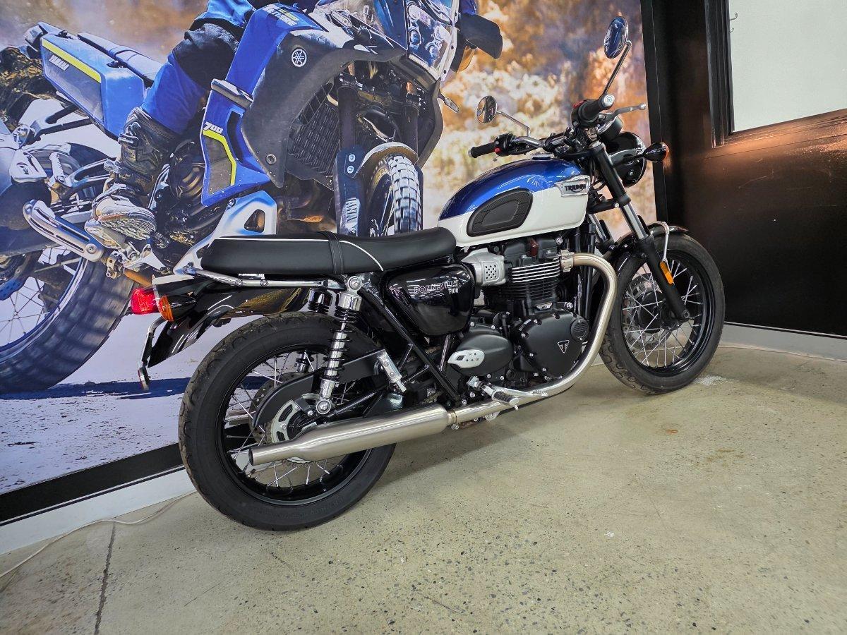 2022 TRIUMPH BONNEVILLE T100 ROAD