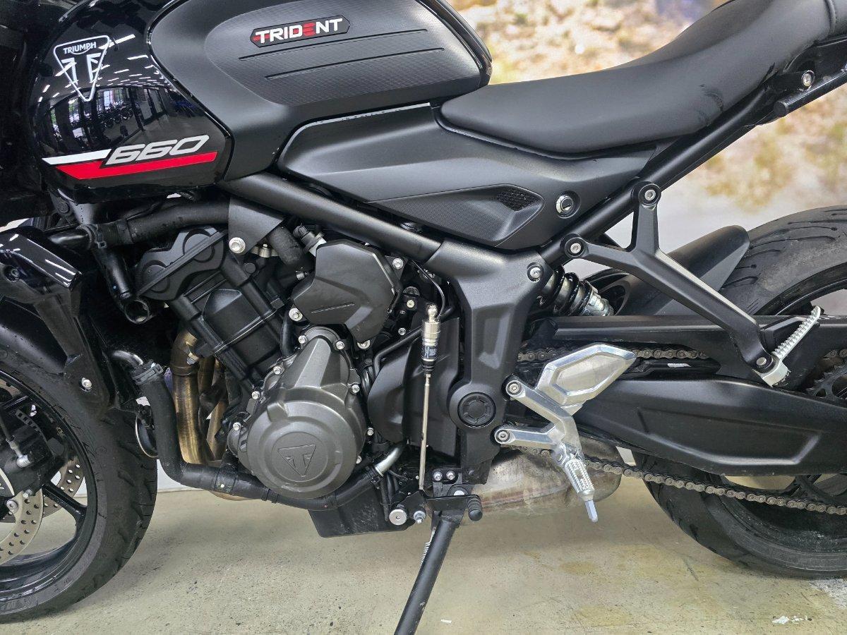 2025 TRIUMPH TRIDENT 660 ROAD