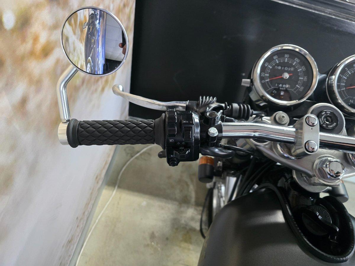 2014 YAMAHA SR400 ROAD