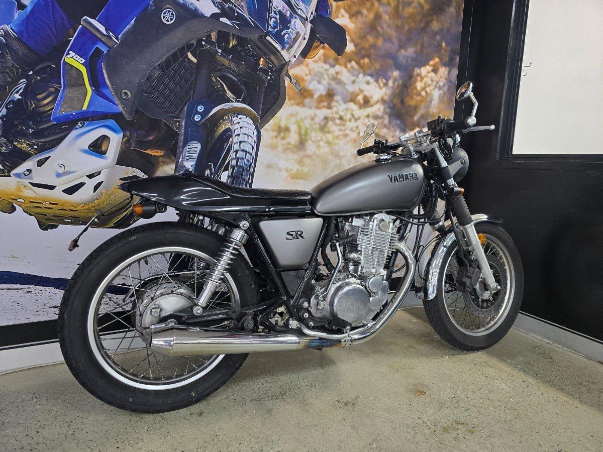 2014 YAMAHA SR400 ROAD