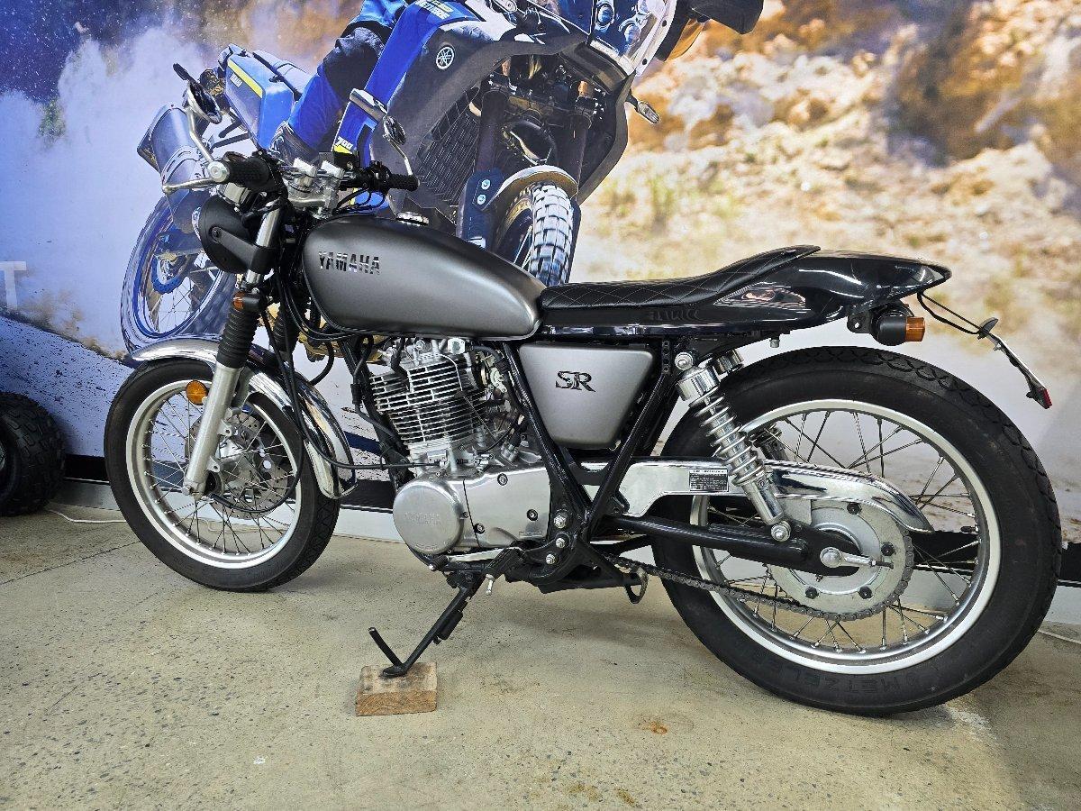 2014 YAMAHA SR400 ROAD