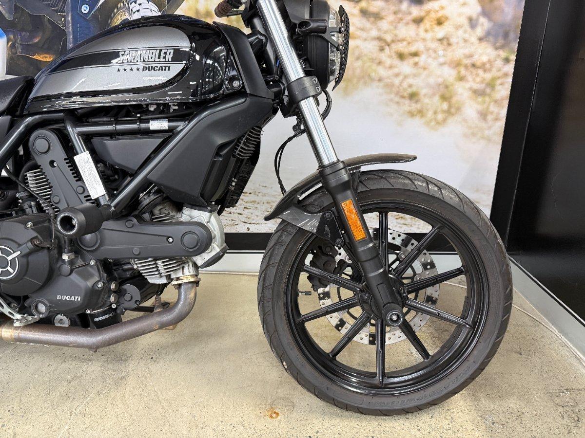 2016 DUCATI SCRAMBLER CLASSIC SPORTS