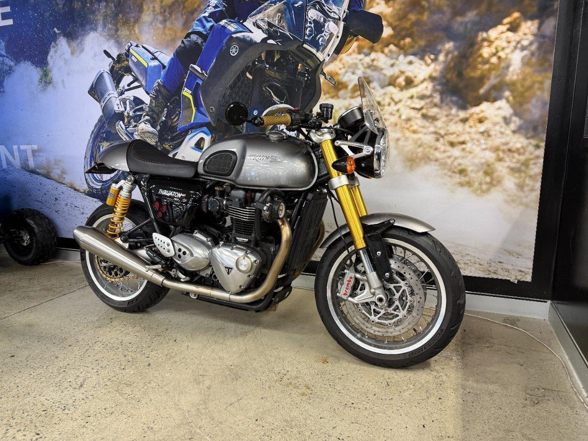 2017 TRIUMPH THRUXTON 1200 R ROAD
