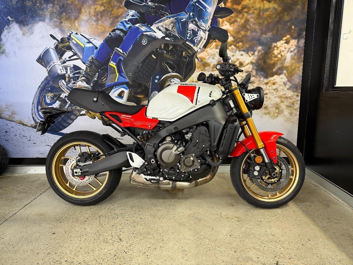 2025 YAMAHA XSR900 DUAL SPORTS
