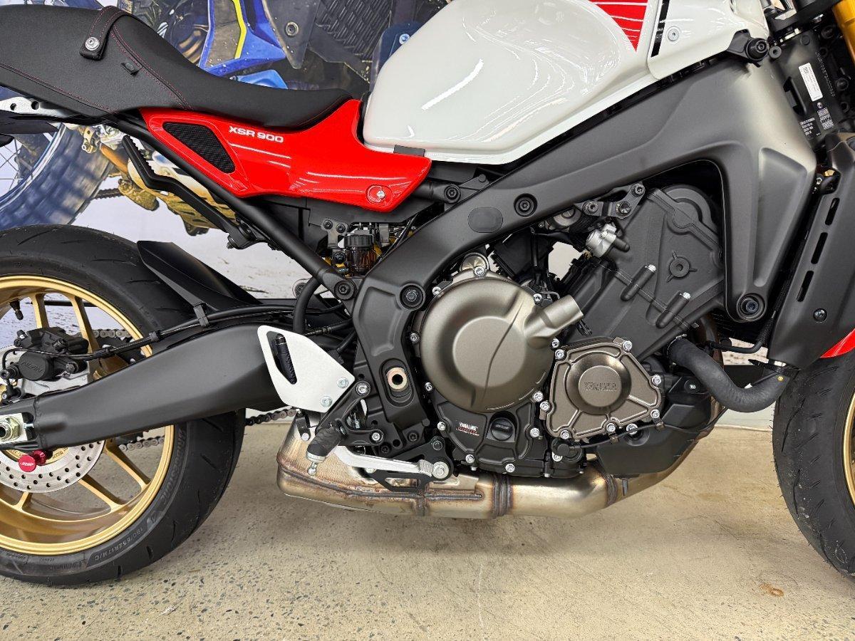 2025 YAMAHA XSR900 DUAL SPORTS