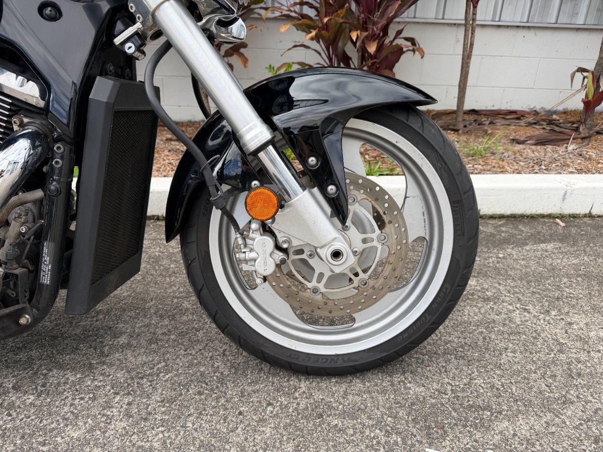 2010 SUZUKI VZ1500 BOULEVARD (M90) CRUISER