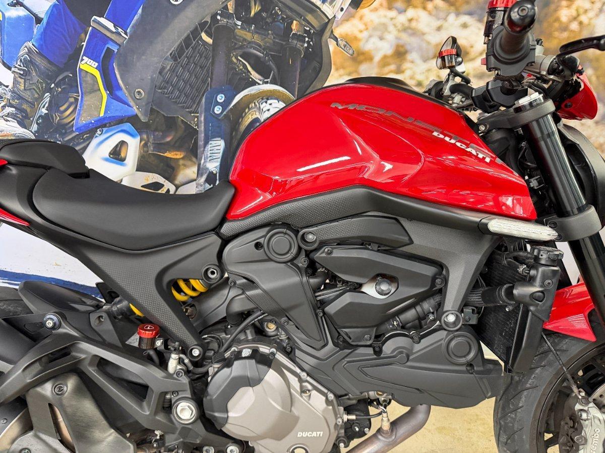 2022 DUCATI MONSTER+ 937 RED ROAD