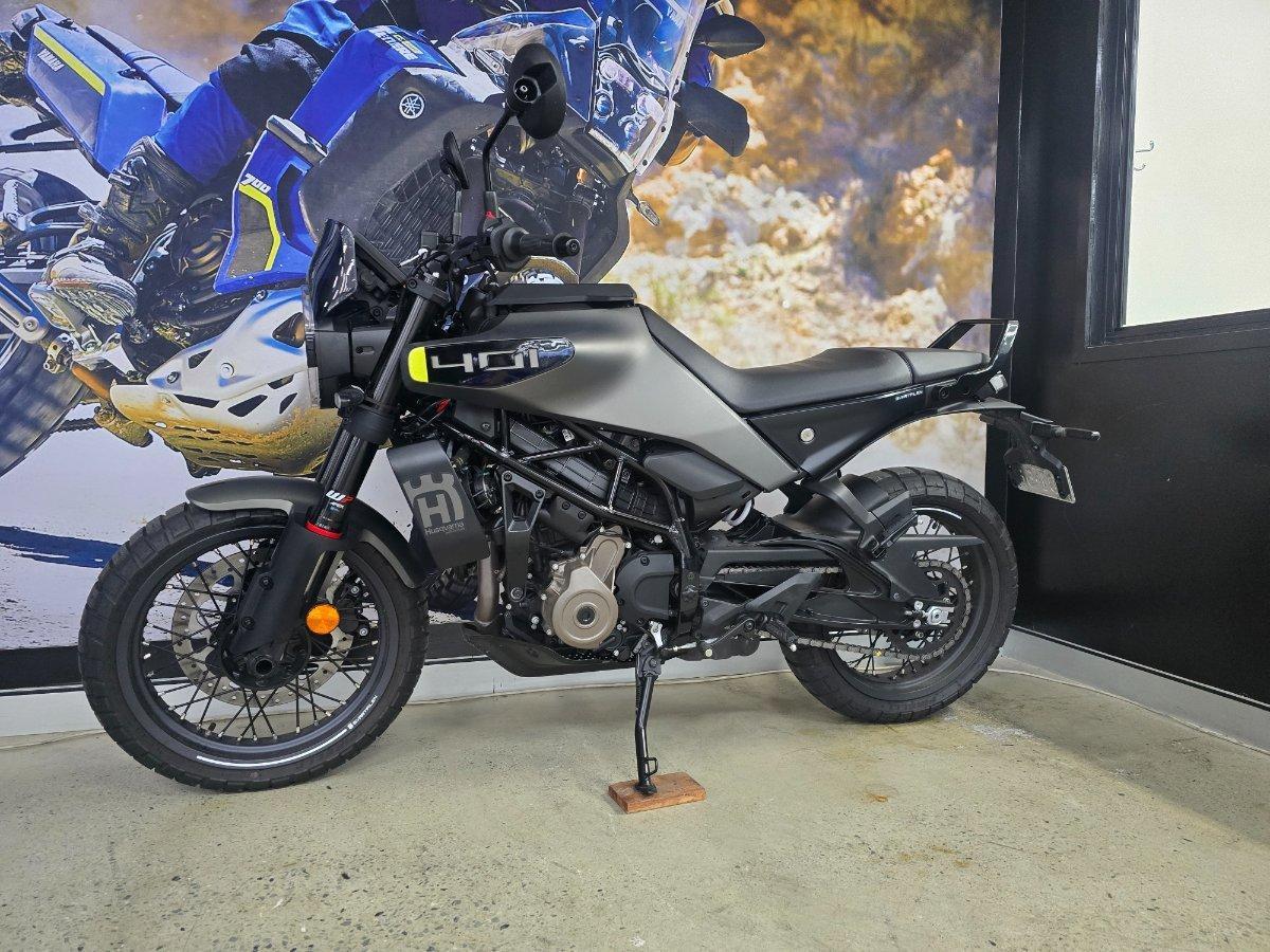 2025 HUSQVARNA SVARTPILEN 401 ROAD