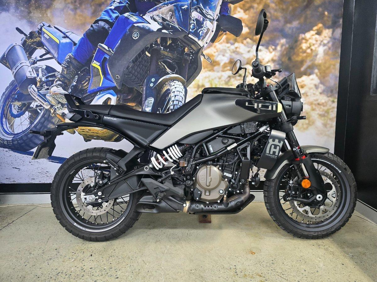 2025 HUSQVARNA SVARTPILEN 401 ROAD