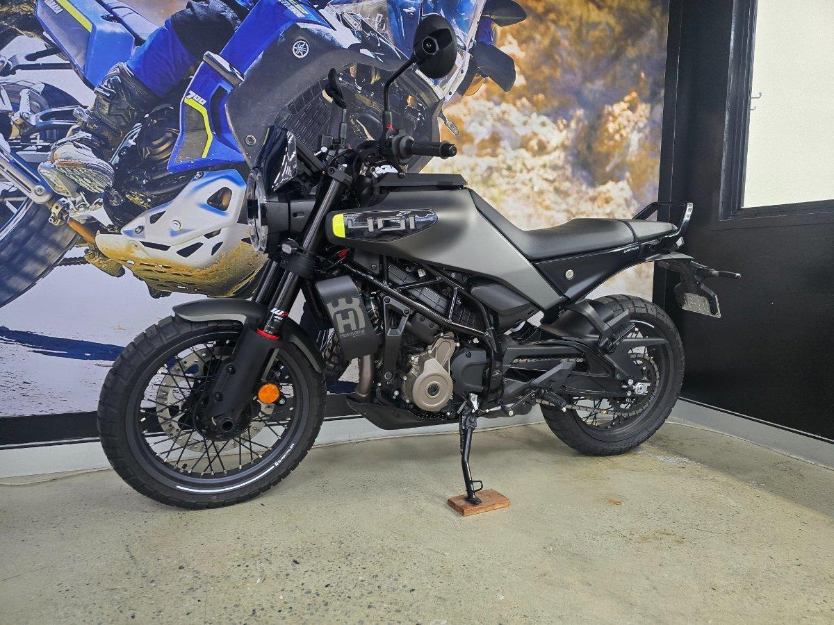 2025 HUSQVARNA SVARTPILEN 401 ROAD