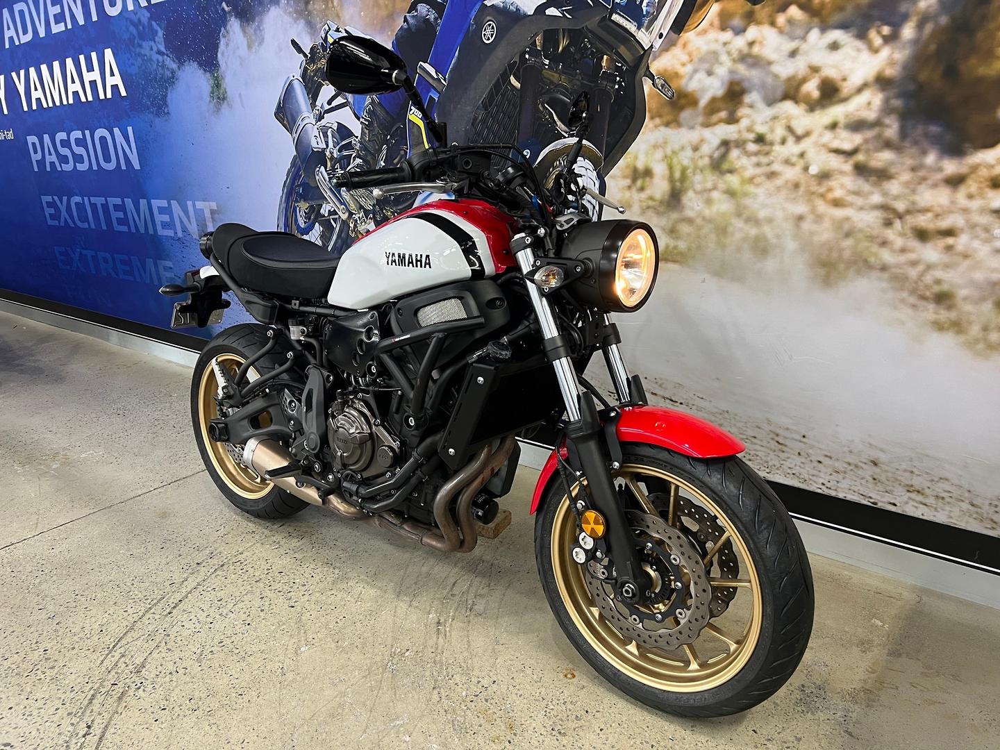 2021 YAMAHA XSR700 ROAD