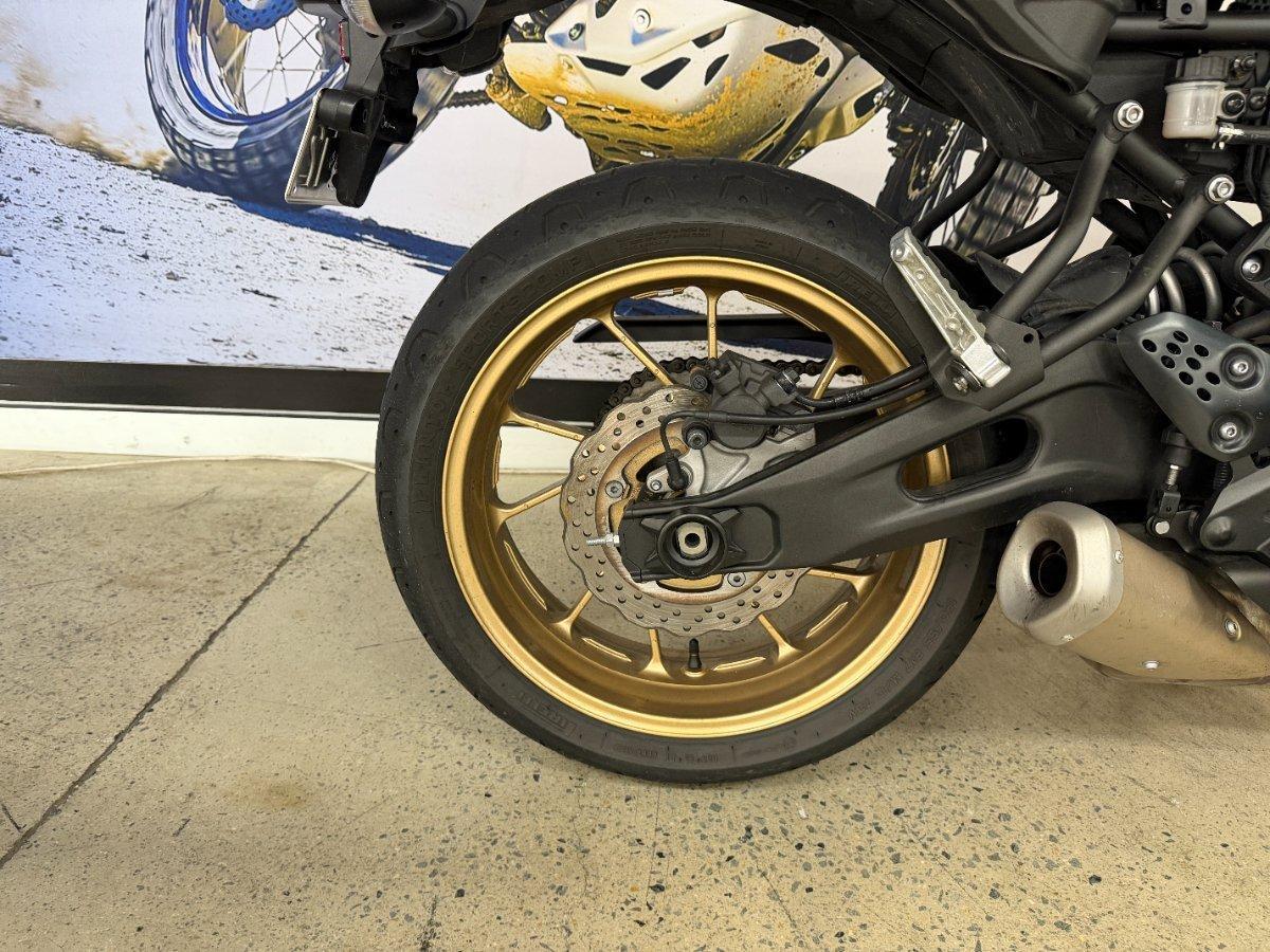 2021 YAMAHA XSR700 ROAD