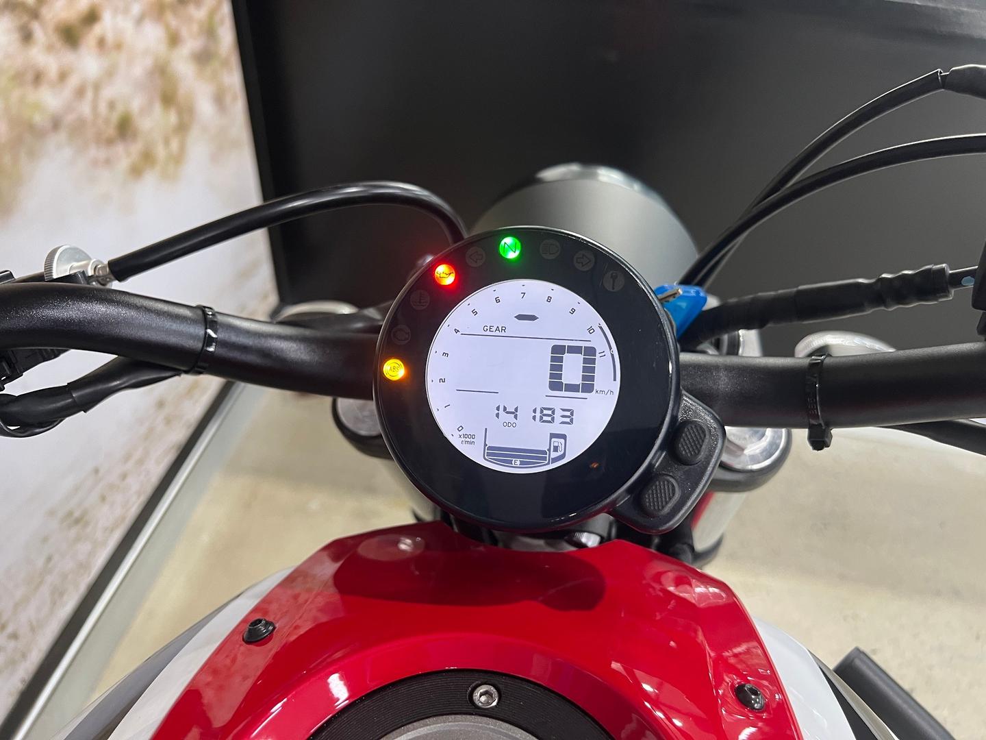 2021 YAMAHA XSR700 ROAD