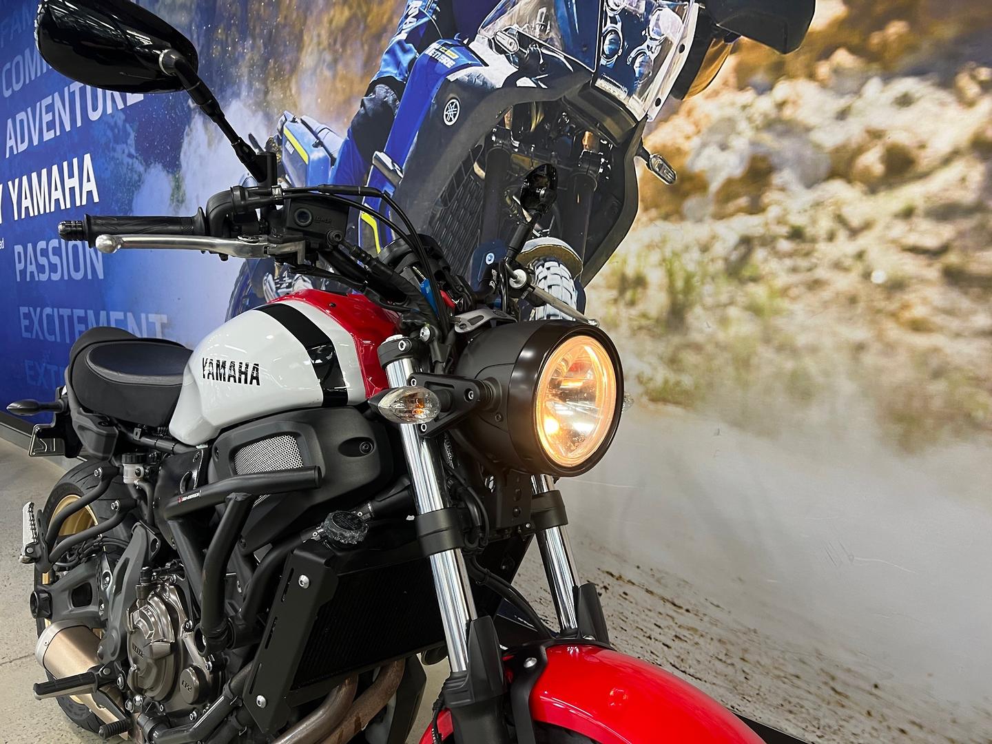 2021 YAMAHA XSR700 ROAD