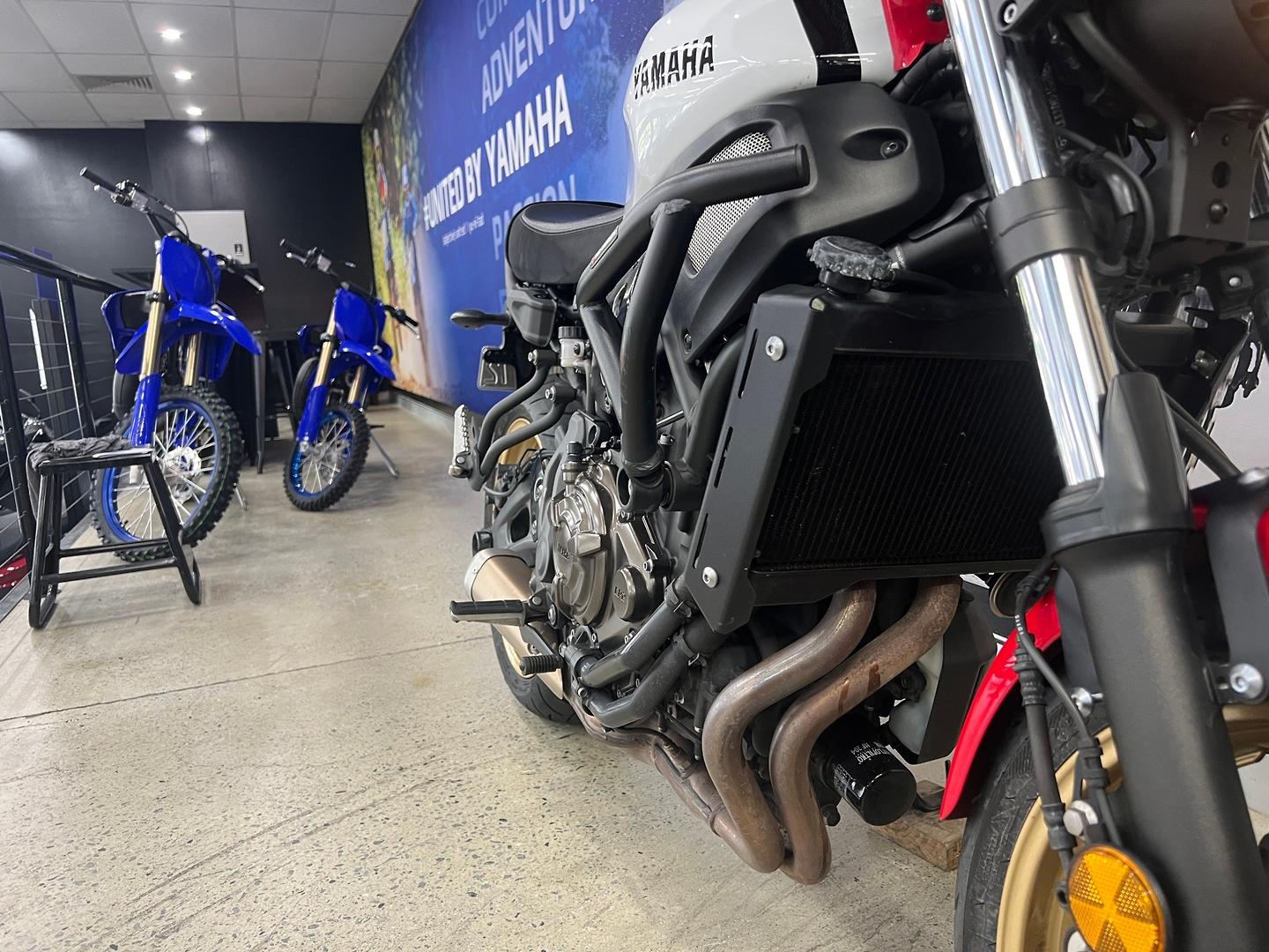 2021 YAMAHA XSR700 ROAD