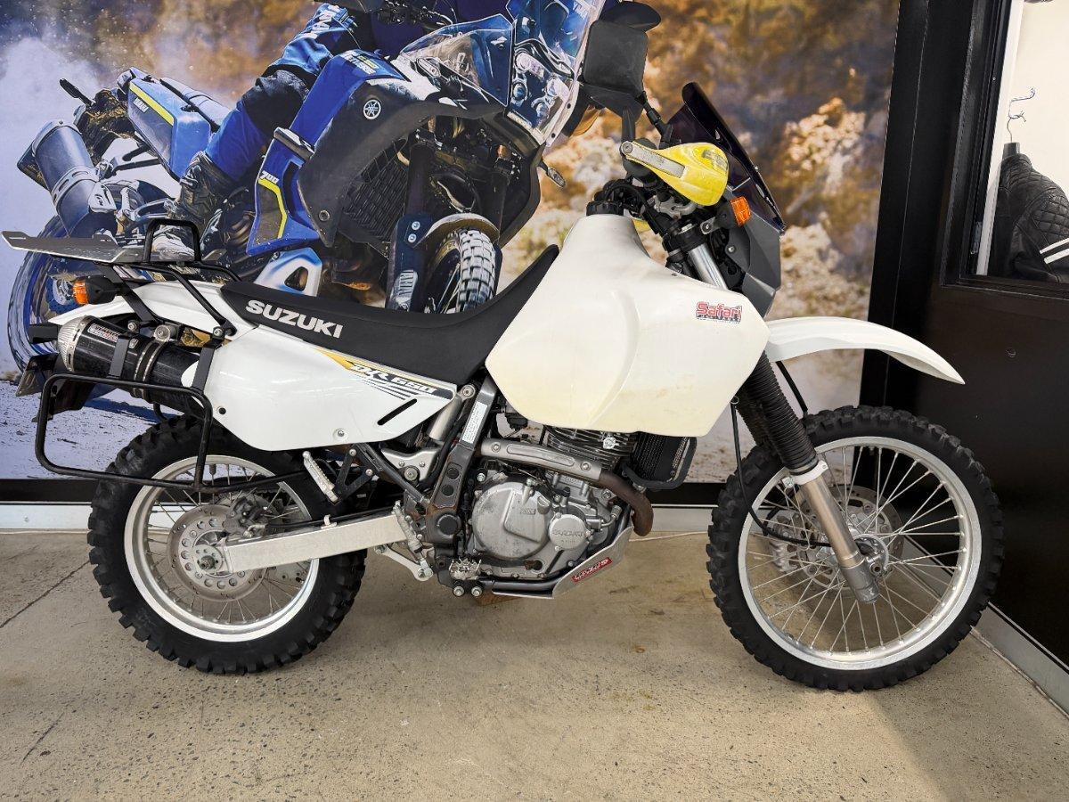 2014 SUZUKI DR650SE DUAL SPORTS